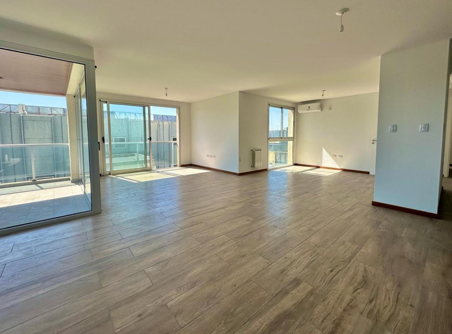 Foto de la propiedad en Departamento en Venta en Urca - 2 Dormitorios - 2