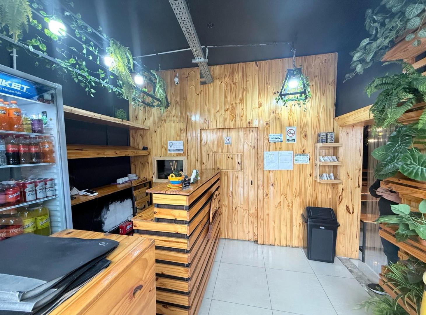 Foto de LOCAL EN VENTA EN PLENO CENTRO - ESCRITURA - EXC UBICACIÓN, imagen 3
