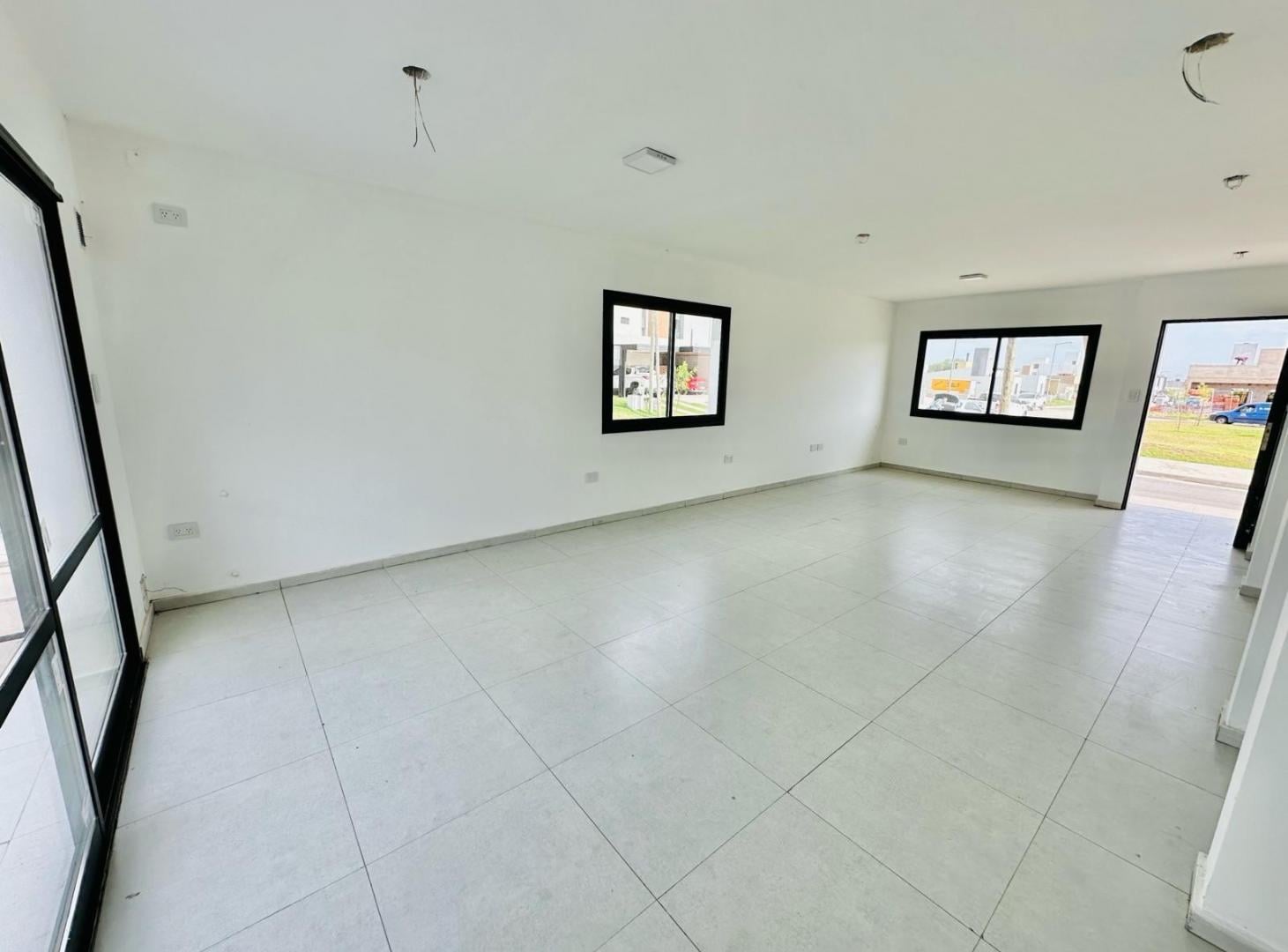 Foto de CASA EN VENTA EN DOCTA MALAGUEÑO - 3 dormitorios -Exc Calidad, imagen 3