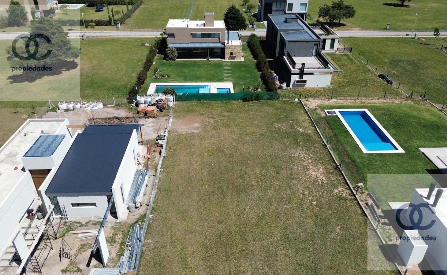Foto de CARLOS PAZ GOLF - 912 metros - LOTE CENTRAL, imagen 2