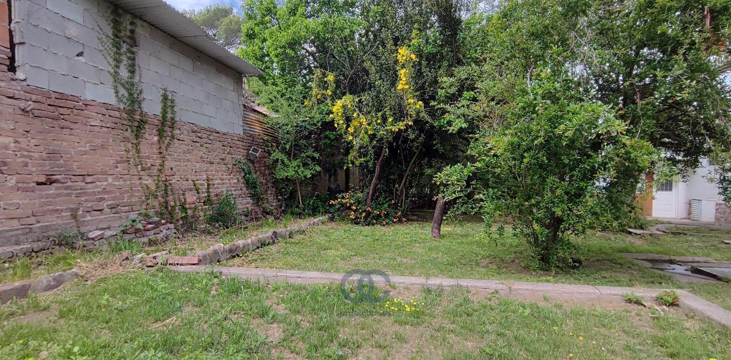 Foto de Terreno en Venta 476 m² Doble Frente con Escritura Saldan, imagen 4