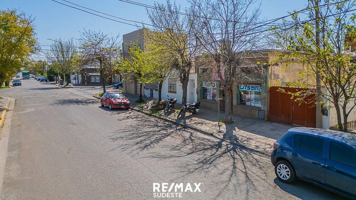 Venta Local C/galpon en Bahia Blanca, Güemes 1175 4