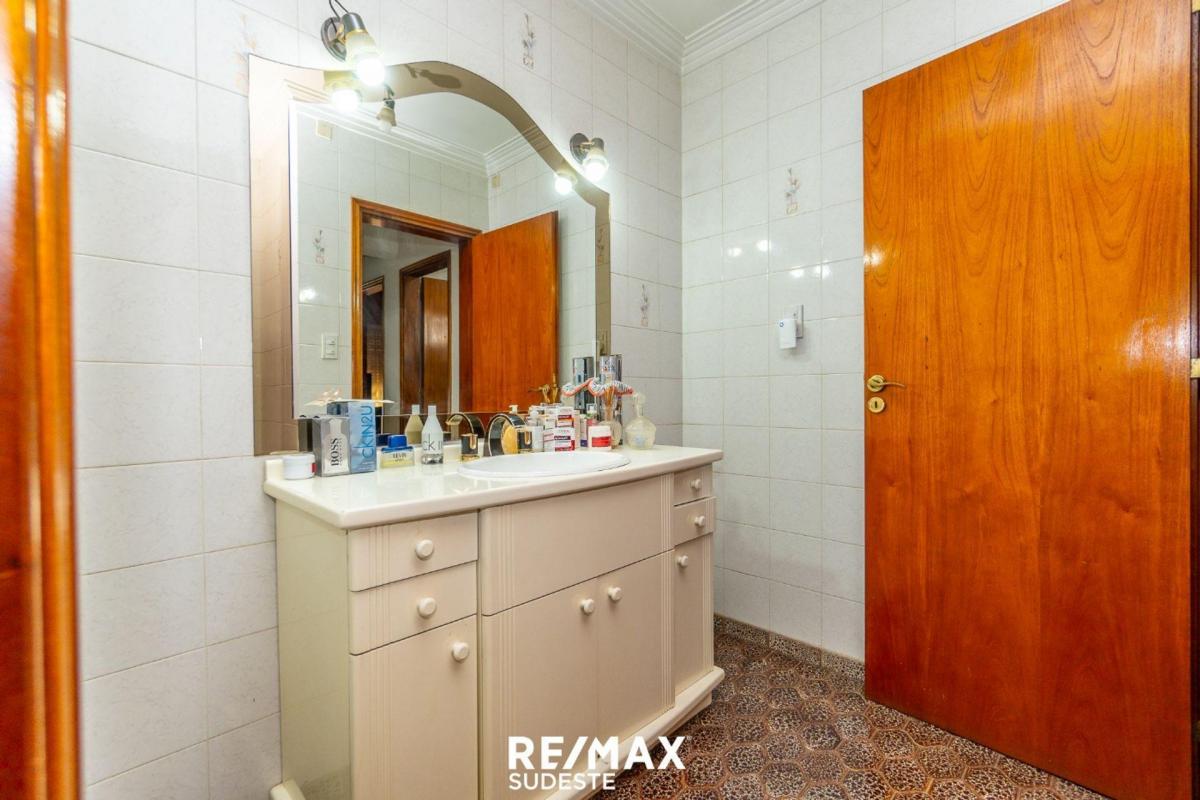 Excelente Casa en Venta Centro 3