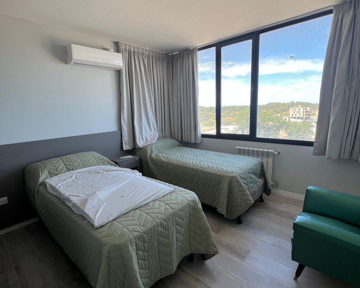 Venta Semi Piso Edificio Alfar Monte del Este 4