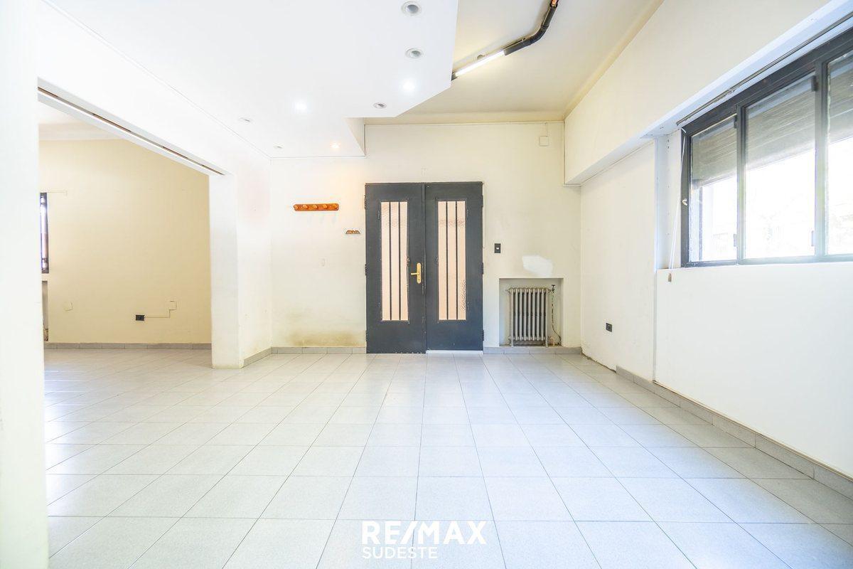 Venta Casa Centrica 6 Ambientes 1