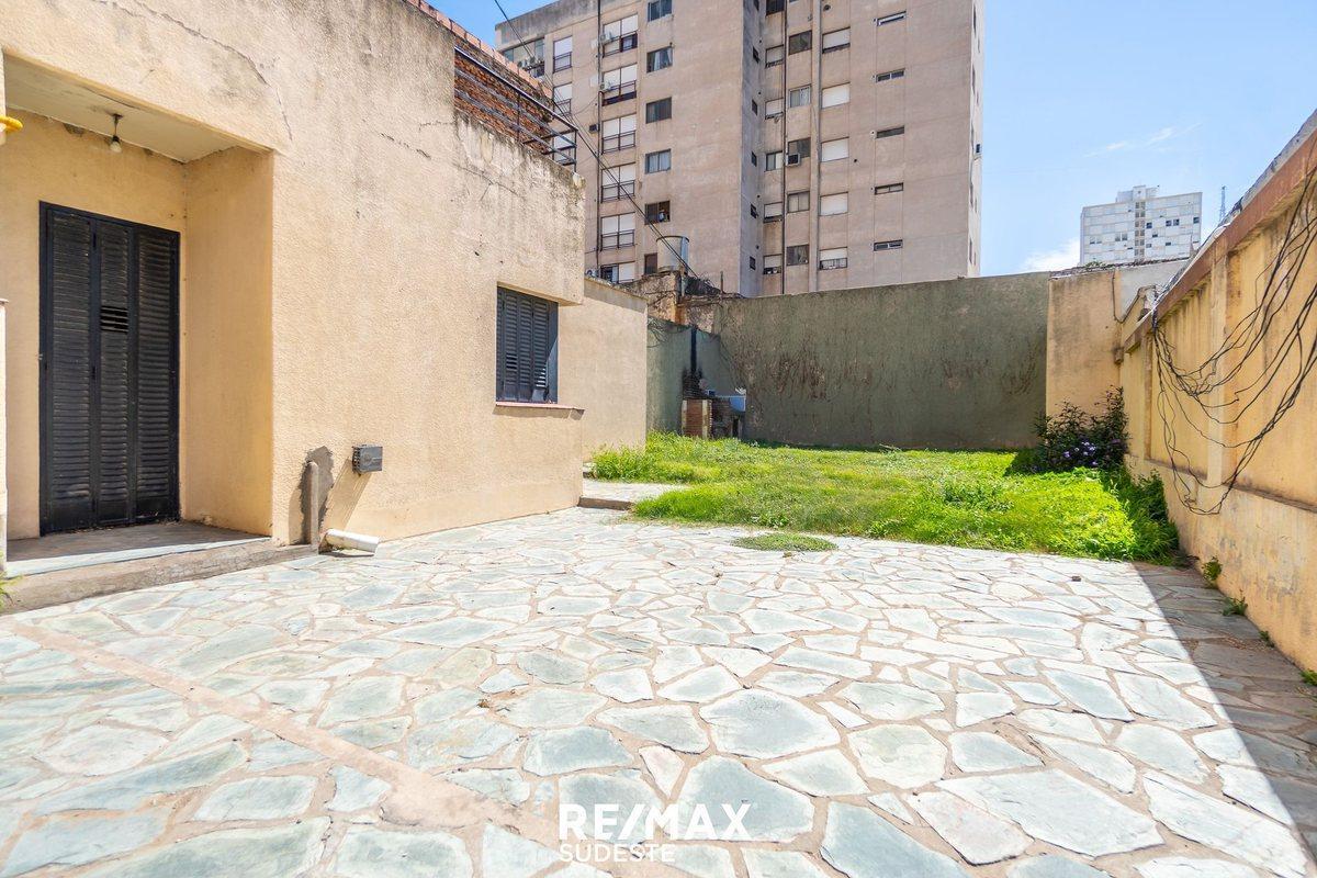 Venta Casa Centrica 6 Ambientes 4