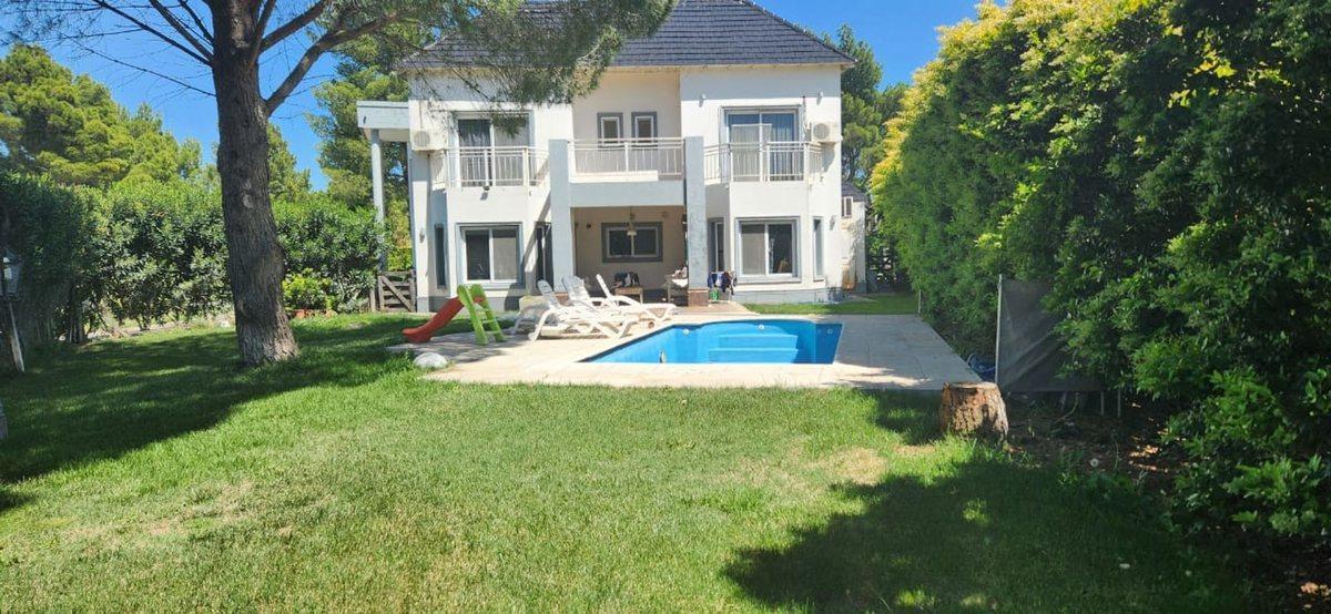 Hermhermosa Casa en Bosque Alto 5