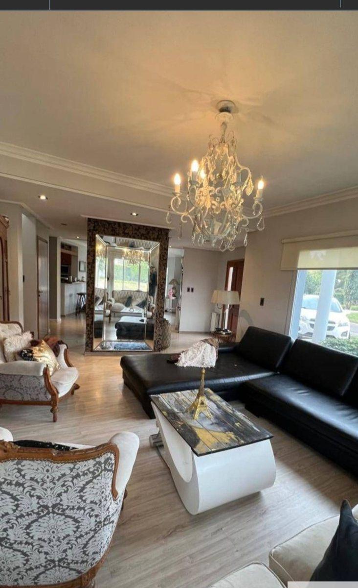 Hermhermosa Casa en Bosque Alto 1