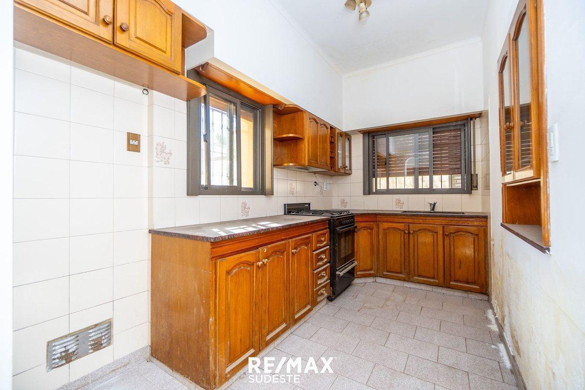 Venta Casa 4 Ambientes Barrio Universitario 3
