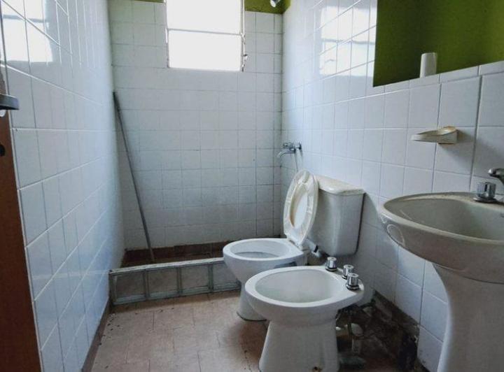VENTA CASA MAS DEPARTAMENTO A REFACCIONAR 4
