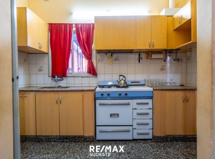 VENTA CASA MAS DEPARTAMENTO Y QUINCHO 4