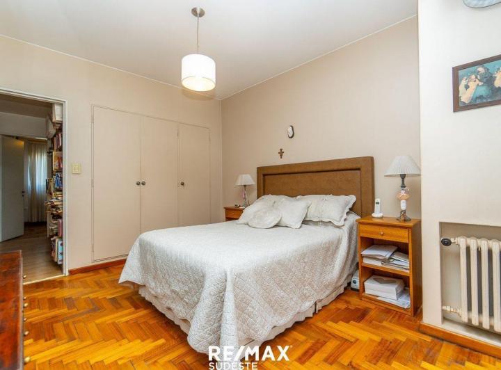 VENTA GRAN DEPARTAMENTO CENTRO DE BAHIA BLANCA 4
