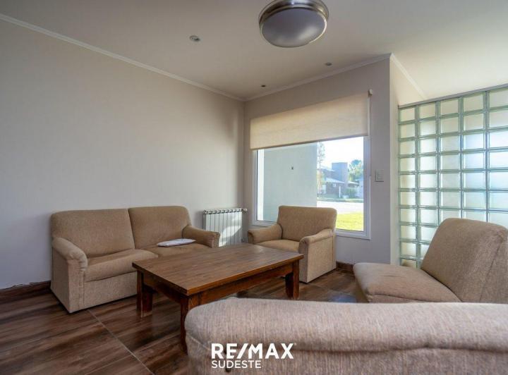 VENTA ESPECTACULAR CASA EN MONTE DEL ESTE 5