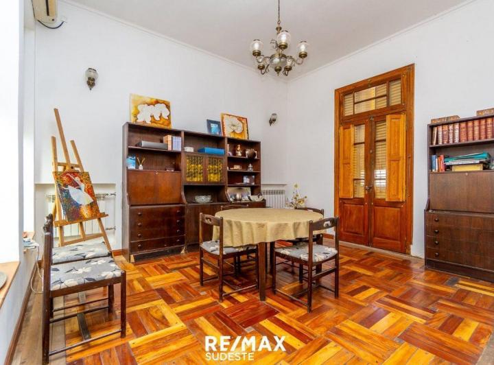 VENTA CASA 4 DORMITORIOS APTO CREDITO CENTRO 2