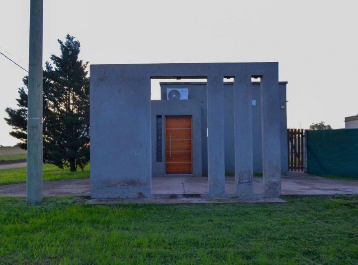 VENTA CASA DE 5 HABITACIONES EN LAS CALANDRIAS 2