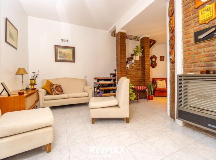 PH INTERNO - GRAN UBICACION CON PARRILLA 2