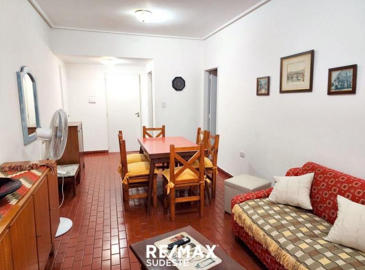 VENTA DEPTO 2 DORMITORIOS CENTRICO. MONTE HERMOSO 5