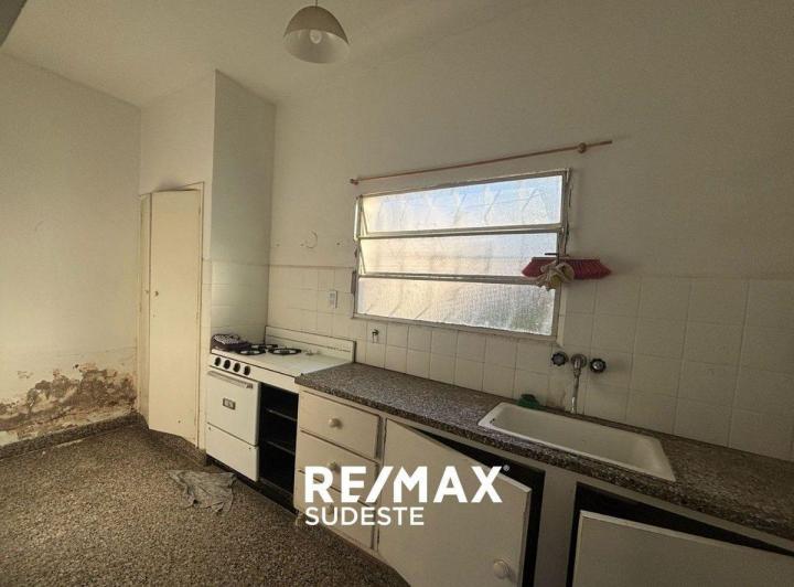Venta Departamento + Local + Oficina en bloque 4