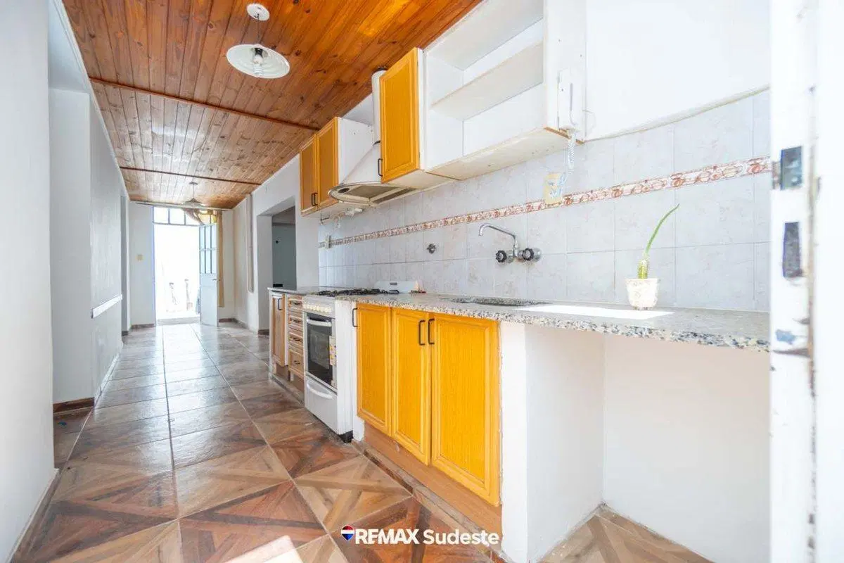 PH de 3 dormitorios en venta  a pasos de Av. Alem 4