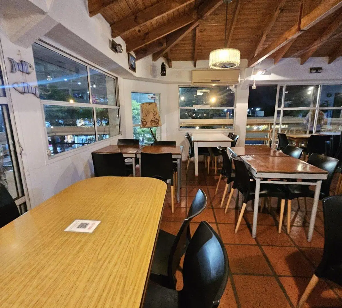 LOCAL EN VENTA EN MONTE HERMOSO 2