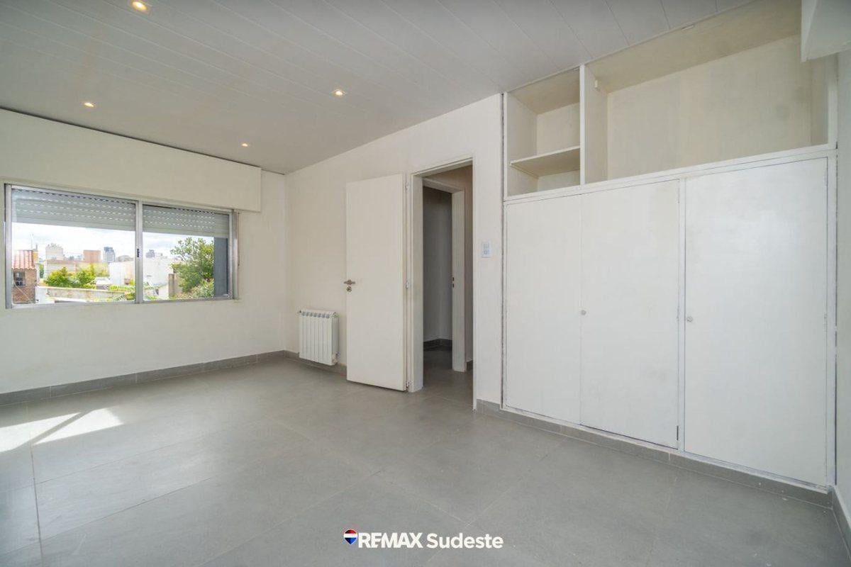 VENTA DEPARTAMENTO 3 AMBIENTES CON PATIO
