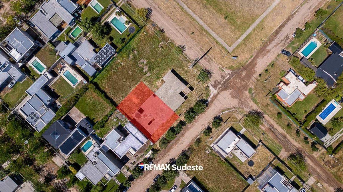 VENTA CASA A TERMINAR BO. SAN IGNACIO