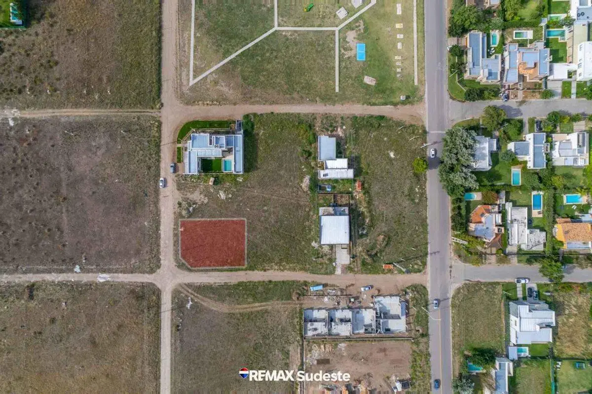 VENTA LOTE BIFAMILIAR ESQUINA PALOS VERDES 3