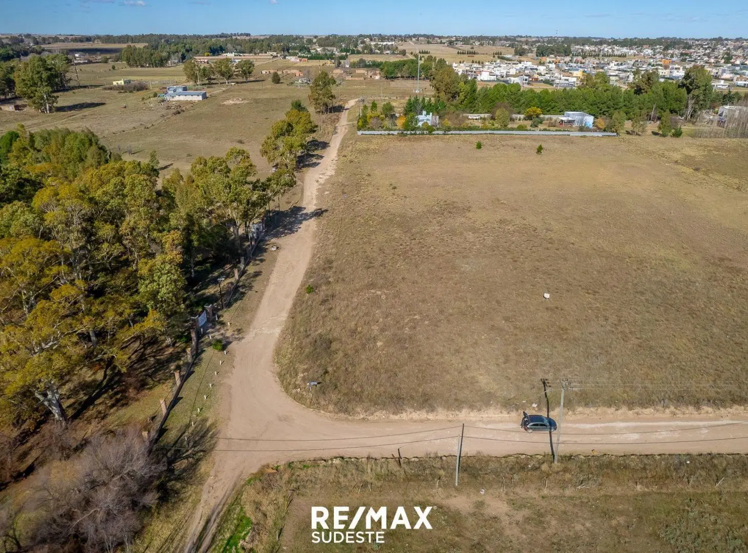 Lote de 1800 m2 a minutos del centro 4