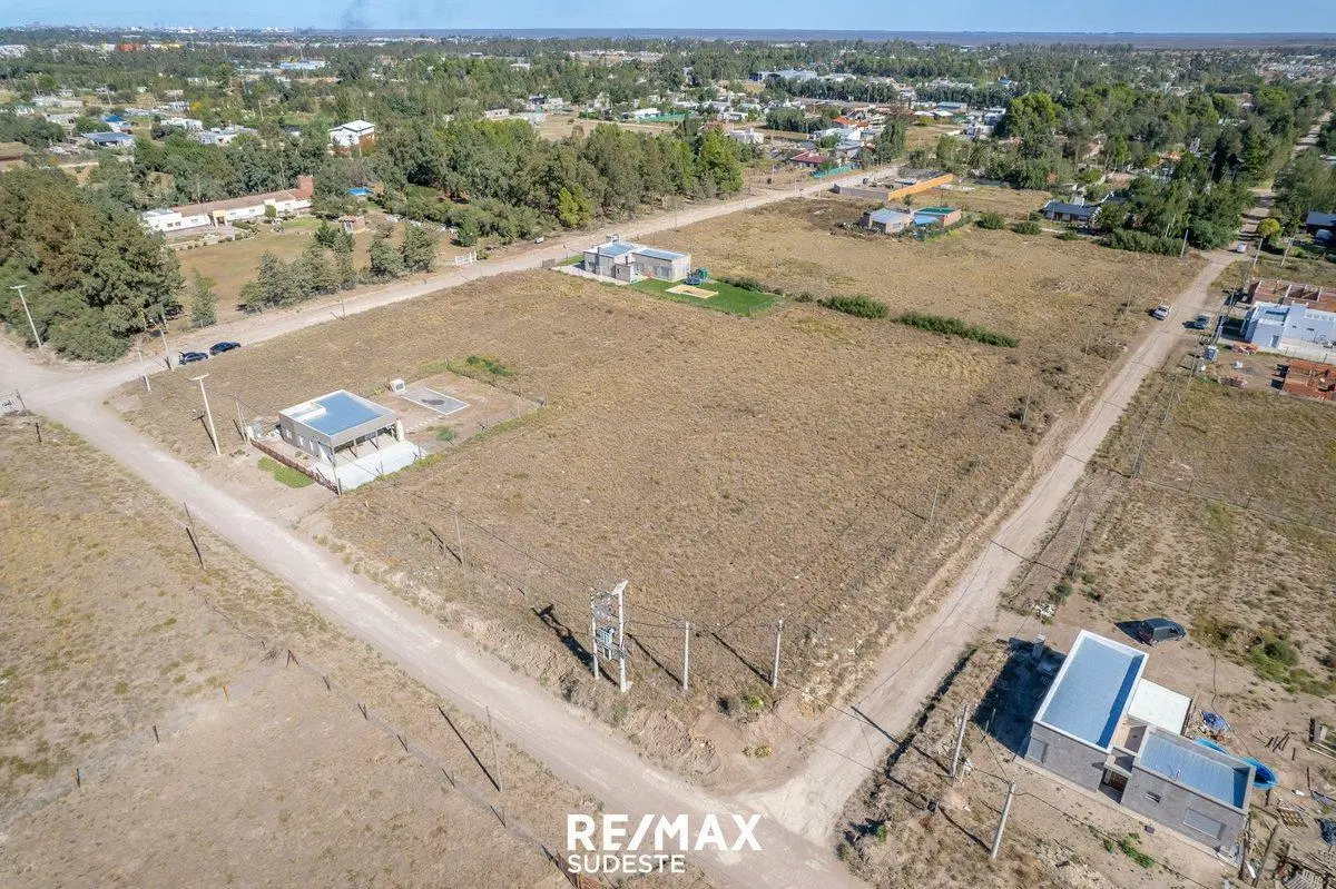 VENTA TERRENOS 750mts2 LUNA 900, BO. DON RAMIRO 3