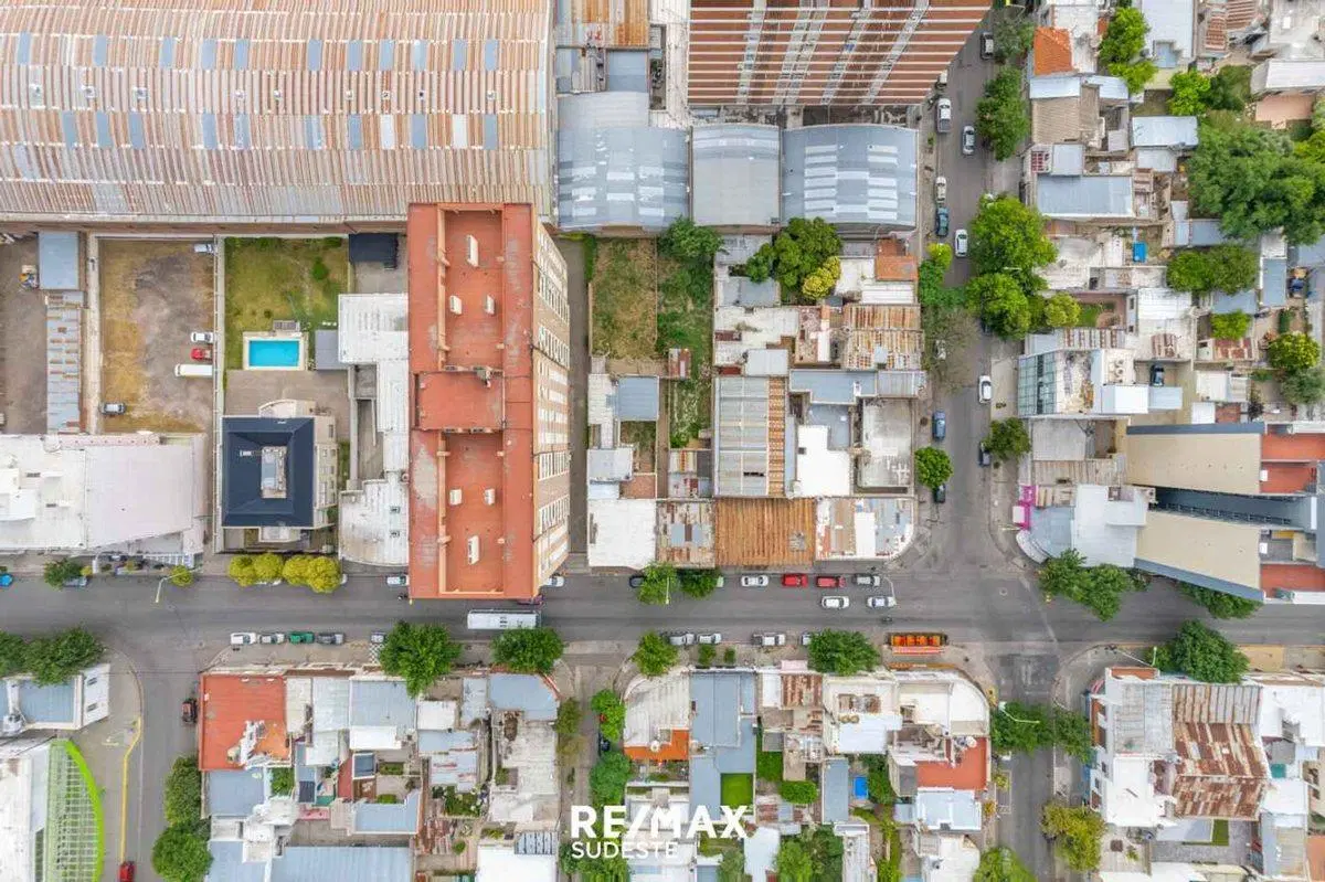 VENTA PARA DESARROLLO HASTA 15 PISOS PLENO ESTOMBA 5