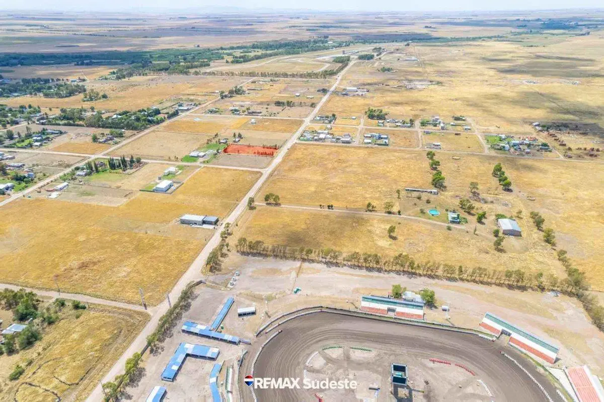 Lote de 3.200 m² zona Club Midget. Alambrado 5