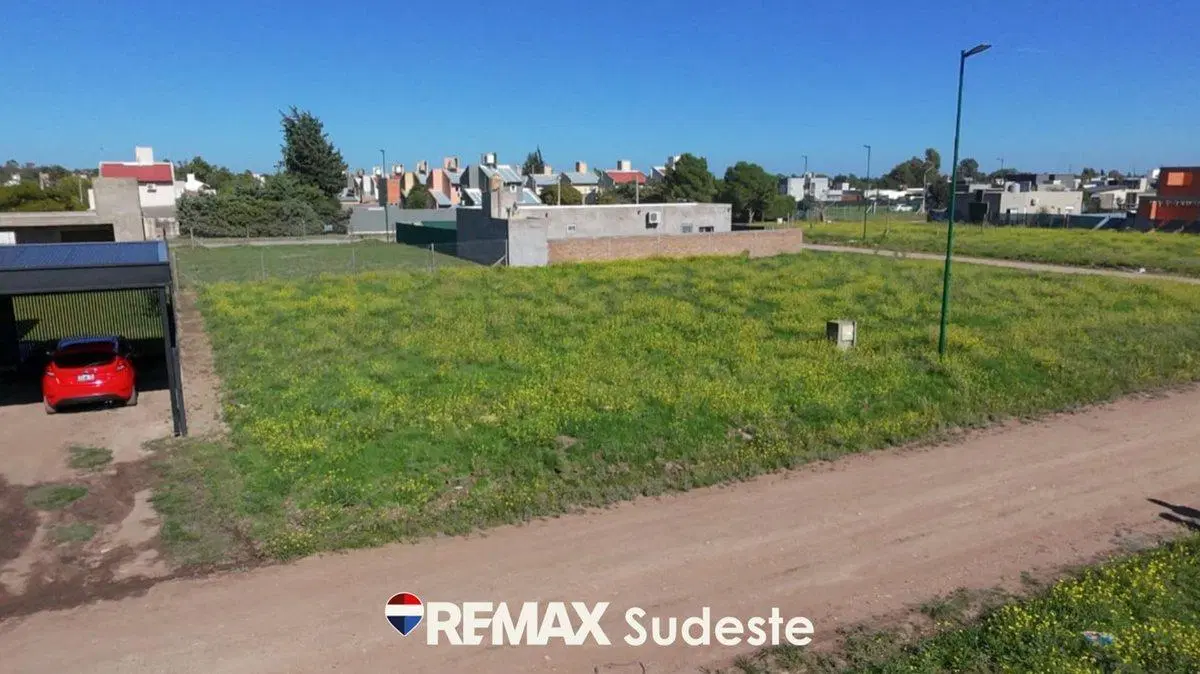 VENTA LOTE, BARRIO LAS ACACIAS 5