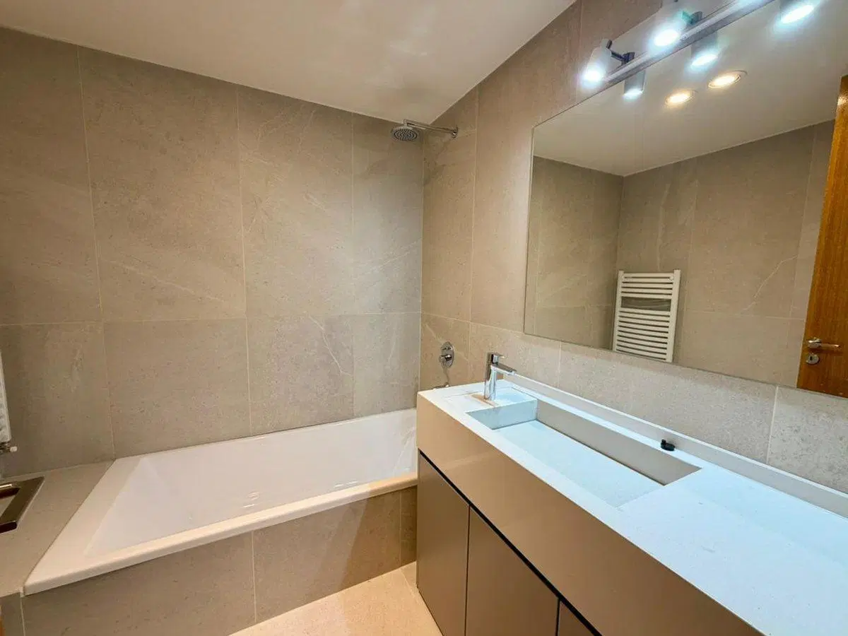 VENTA EXCLUSIVO PISO EN ZAPIOLA 222- 3 DORMITORIOS 4