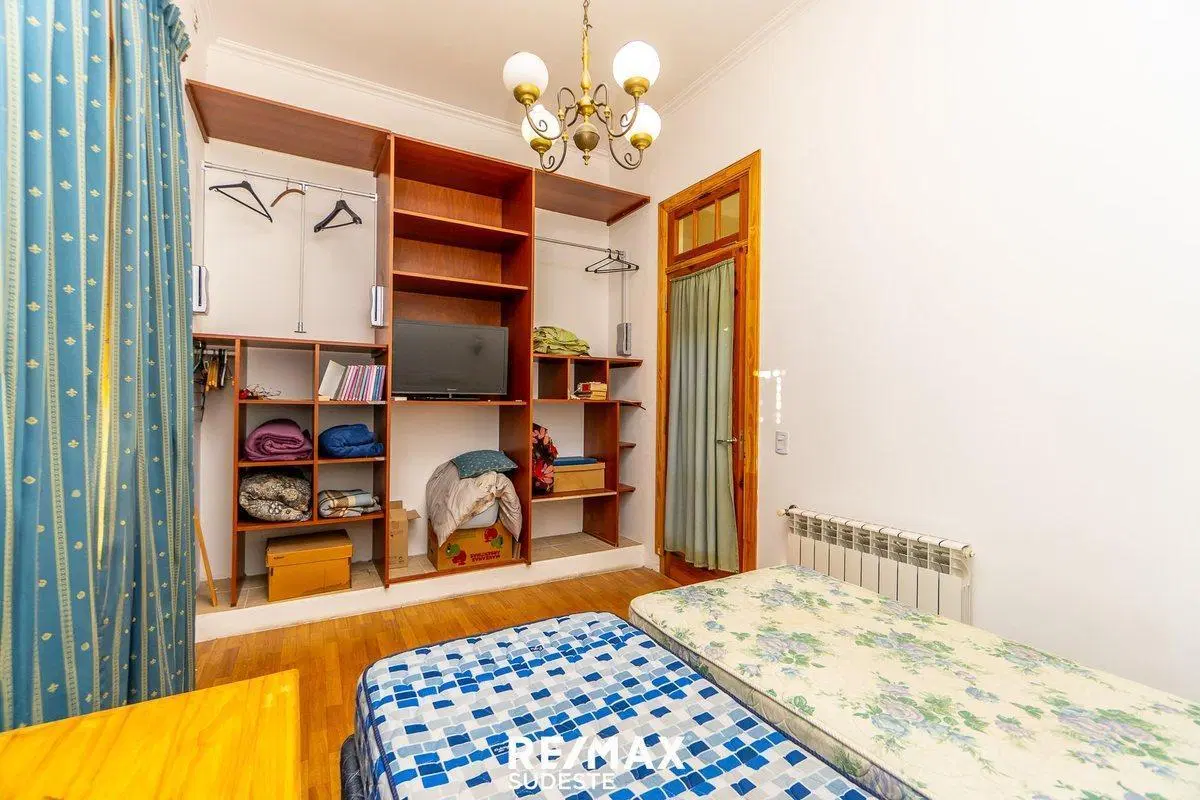 VENTA CASA 4 DORMITORIOS APTO CREDITO CENTRO 3