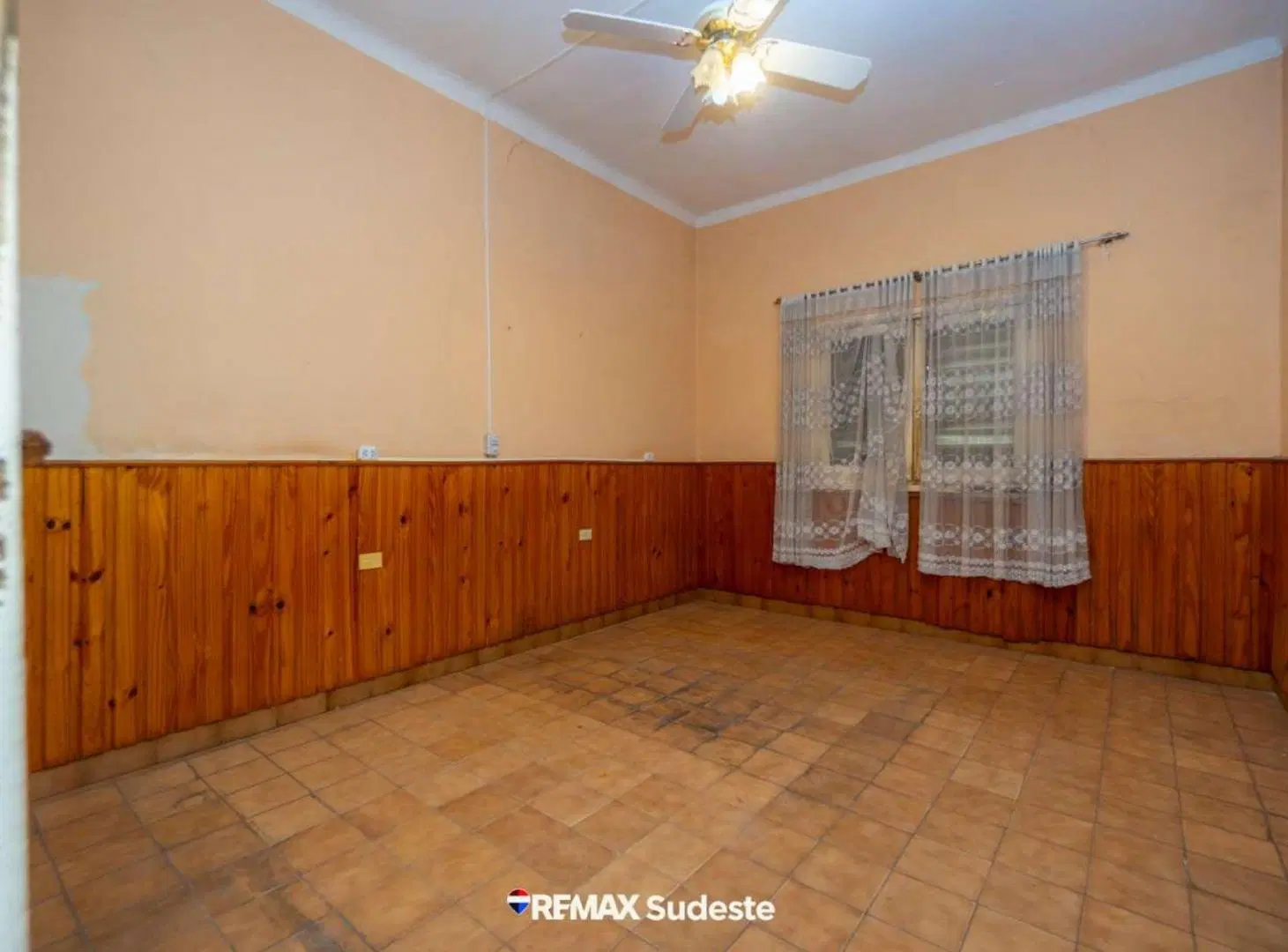 VENTA CASA DOS DORMITORIOS CON GARAGE Y PATIO 3