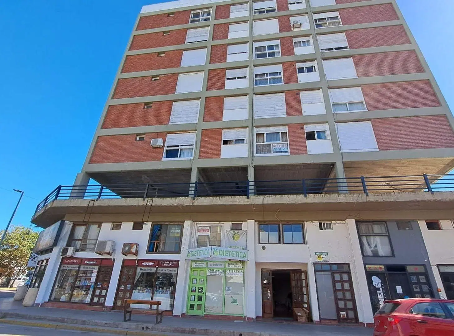 VENTA DEPARTAMENTO 1 DORMI MONTE HERMOSO COCHERA 5