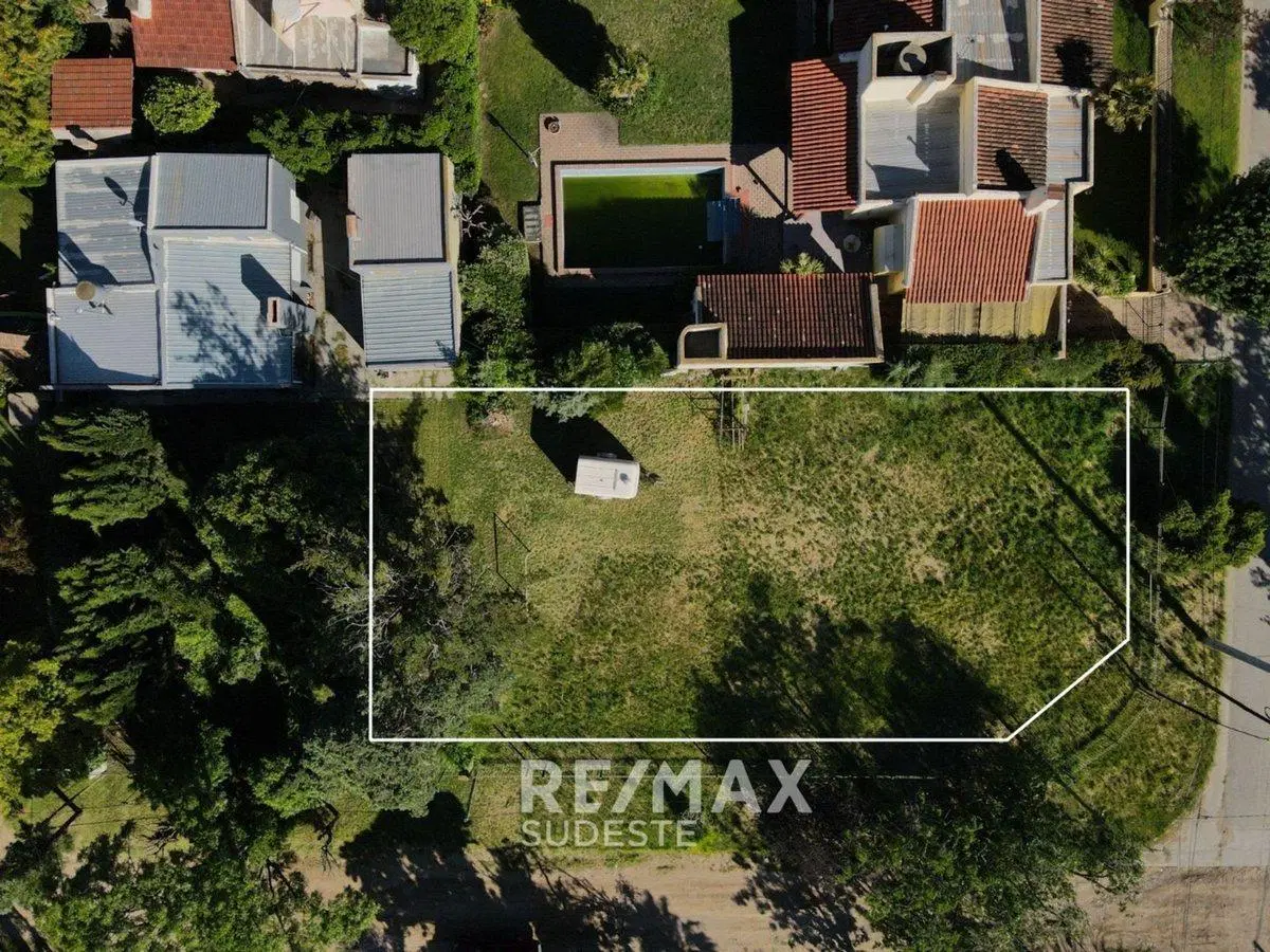 LOTE BARRIO PATAGONIA 732M2 2