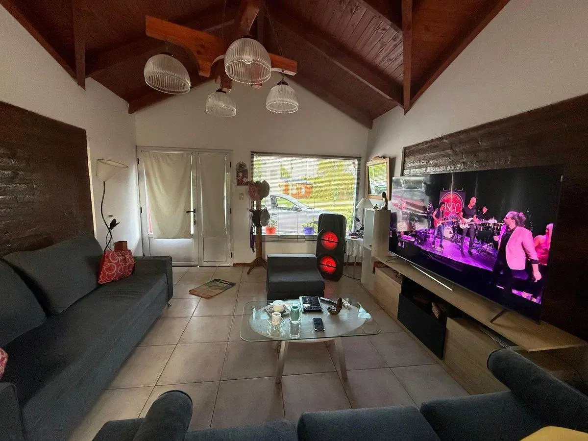 VENTA CASA CON PILETA CARRIO PRIVADO PAGO CHICO 2