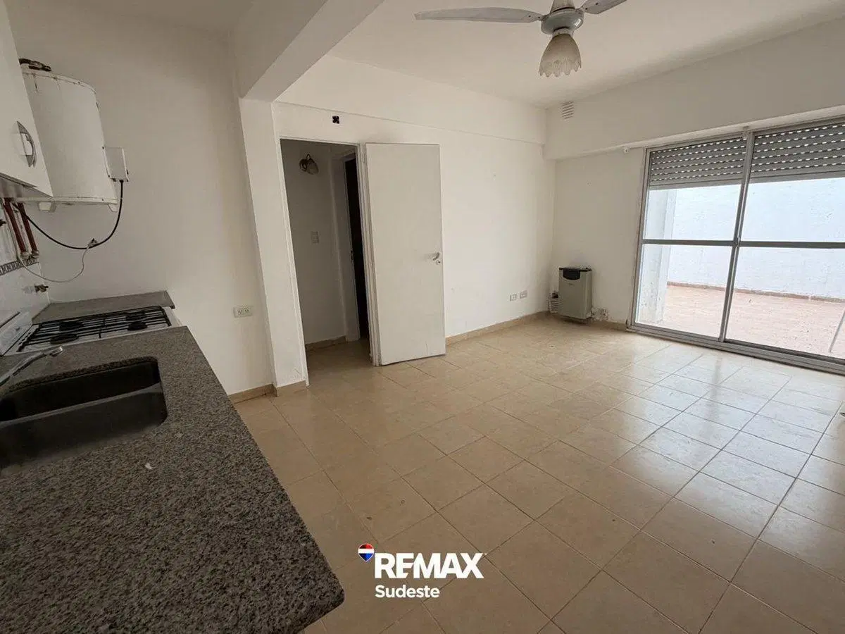 DEPARTAMENTO 1D 32M2 CON PATIO 3