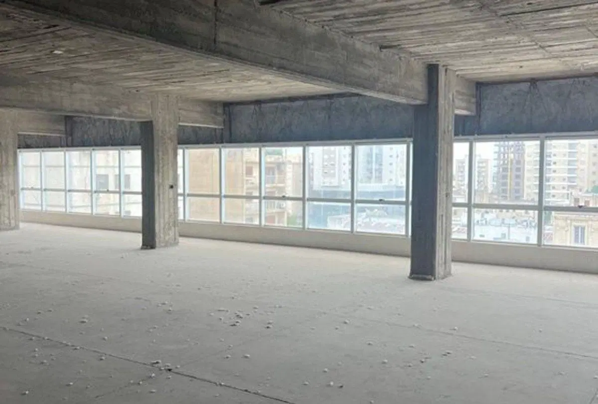 ALQUILER PISO de 700m2   ZONA CENTRO 4