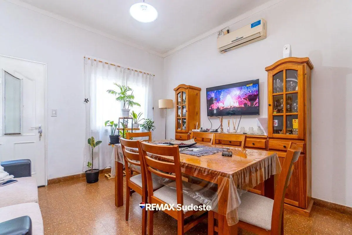 VENTA CASA 2 DORMITORIOS CON PATIO 5
