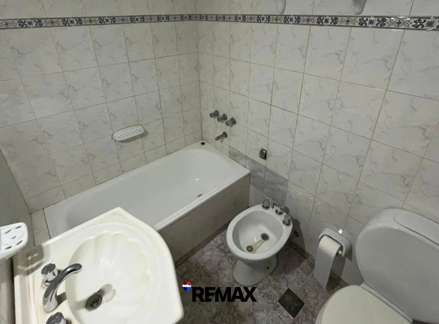 ALQUILER DTO 1 DORM C COCH MITRE 1250 BARRIO UNIV. 4