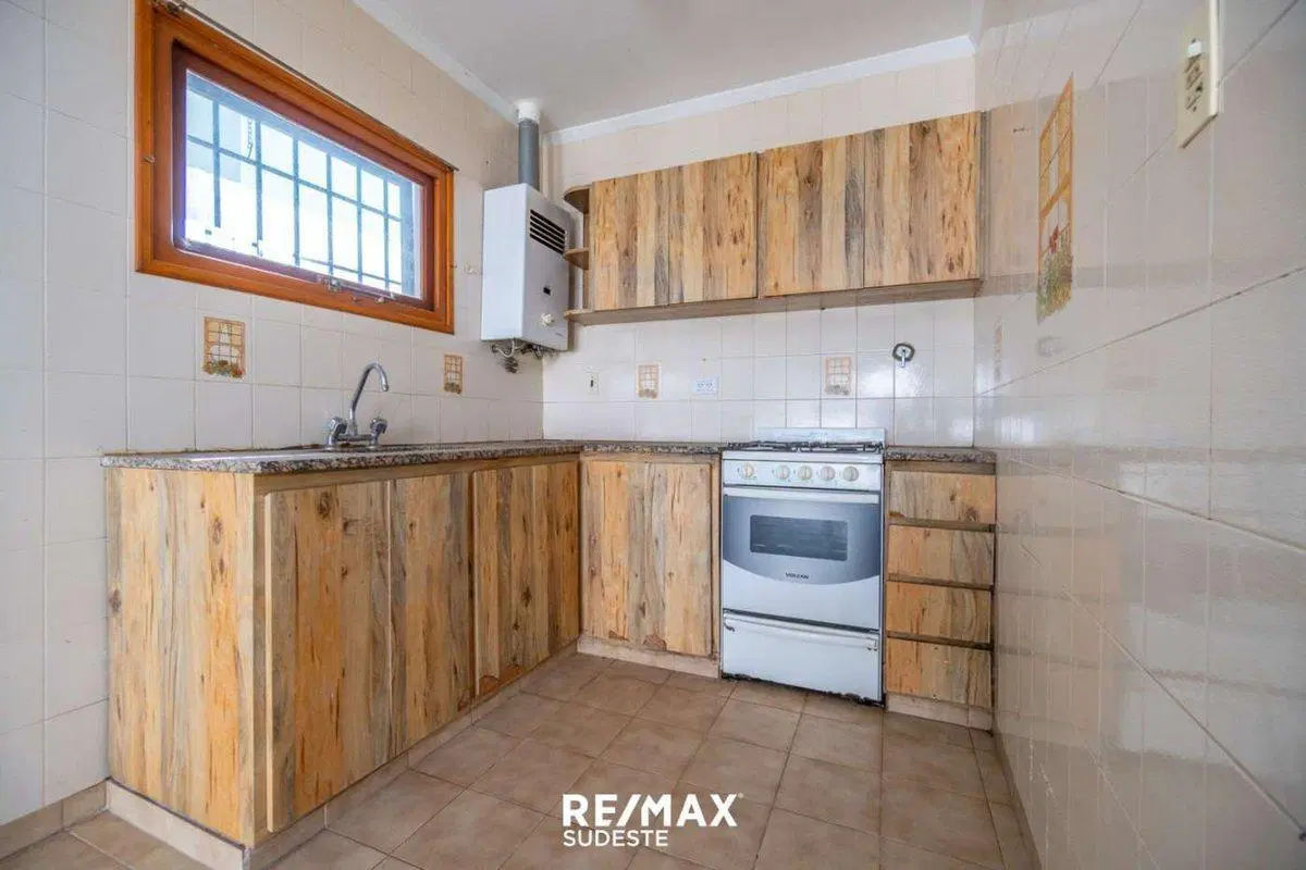VENTA CASA 3 AMBIENTES PATIO QUINCHO MONTE HERMOSO 5