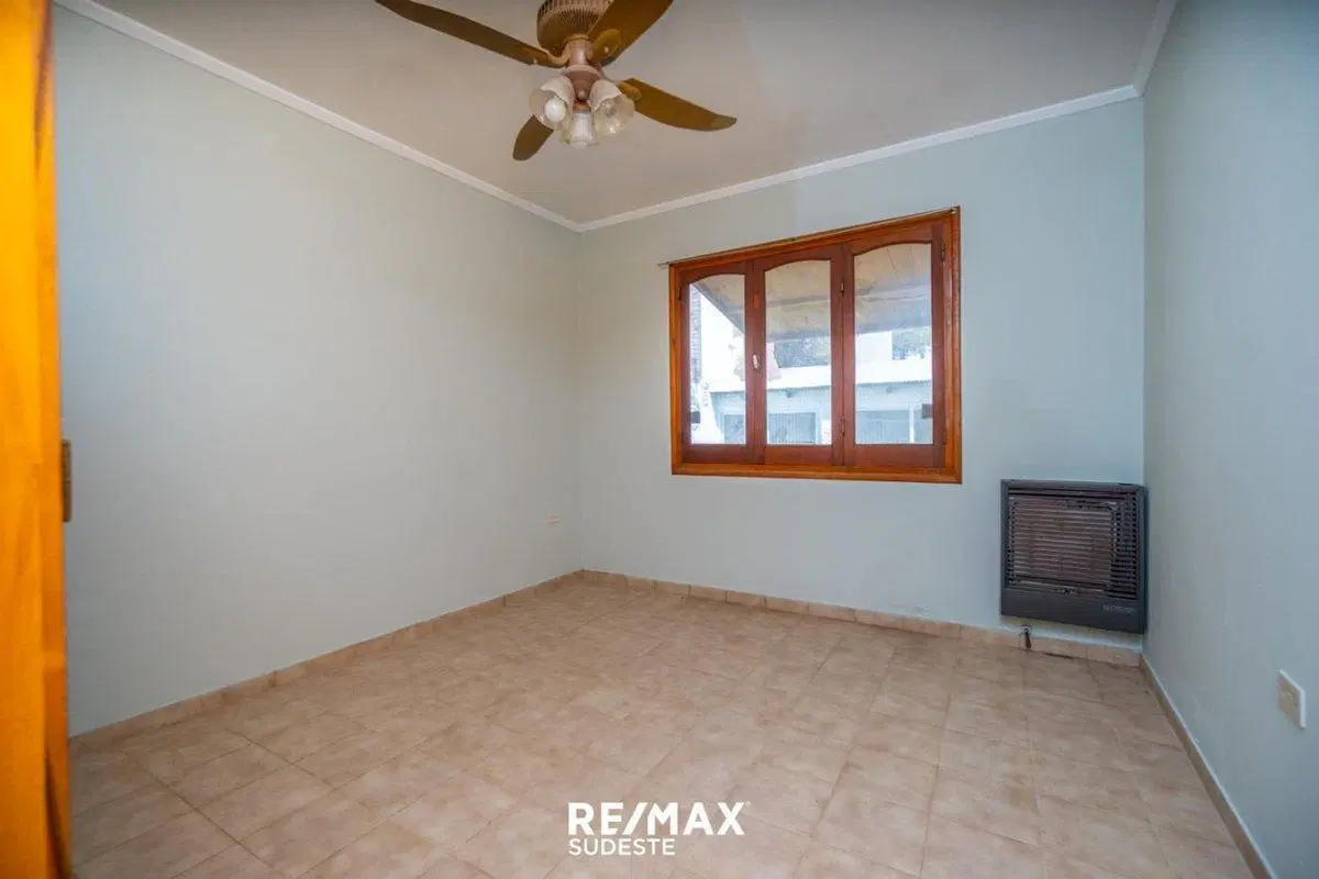 VENTA CASA 3 AMBIENTES PATIO QUINCHO MONTE HERMOSO 4