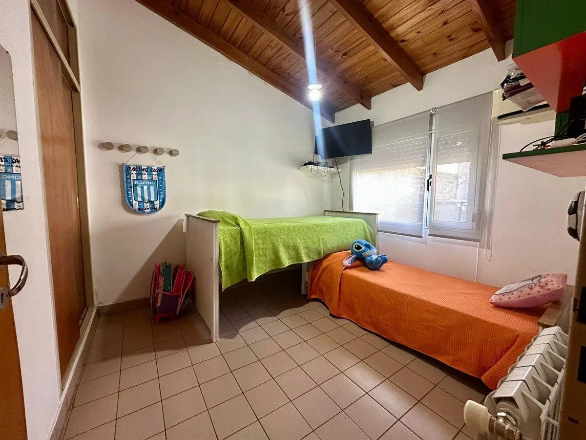 CASA EN VENTA EN POSTA ROLANDO AL 4000 2
