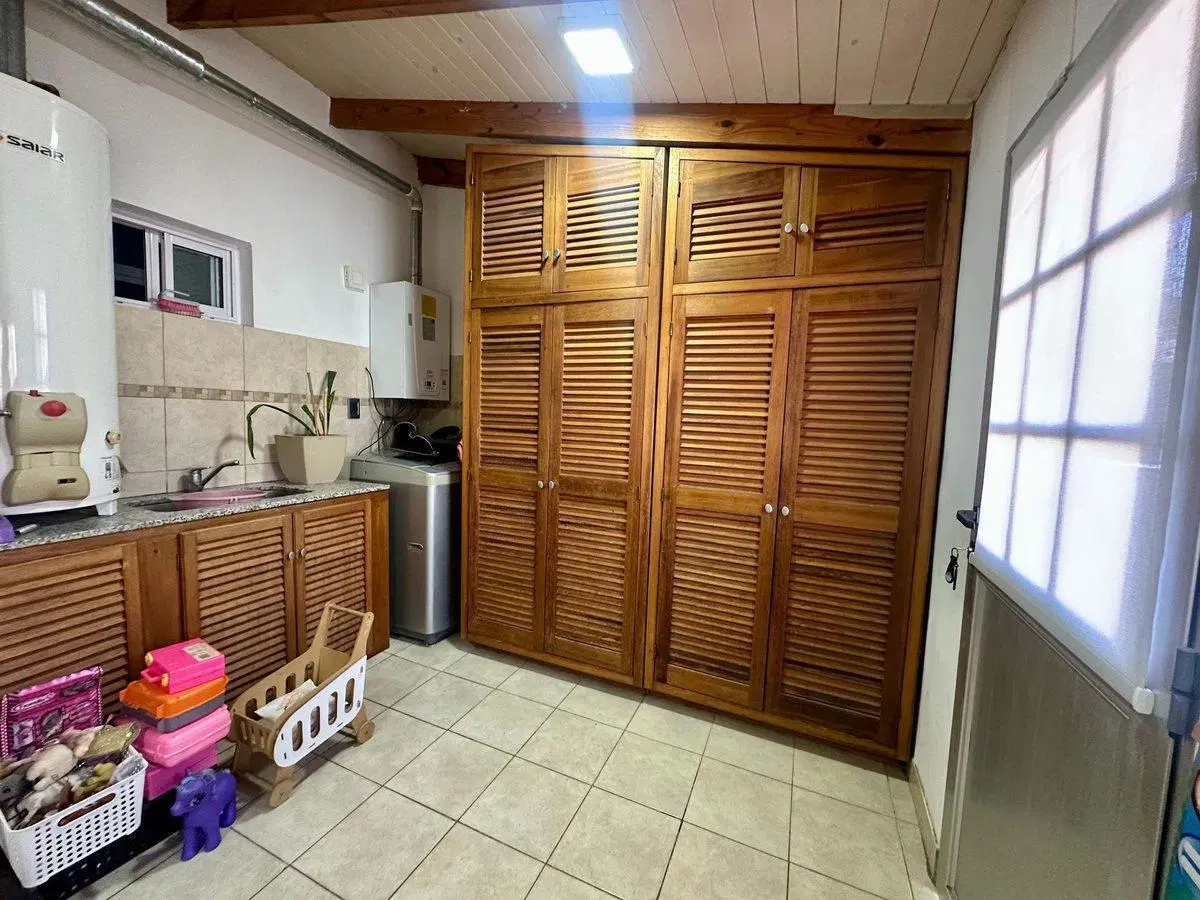 CASA EN VENTA EN POSTA ROLANDO AL 4000 4