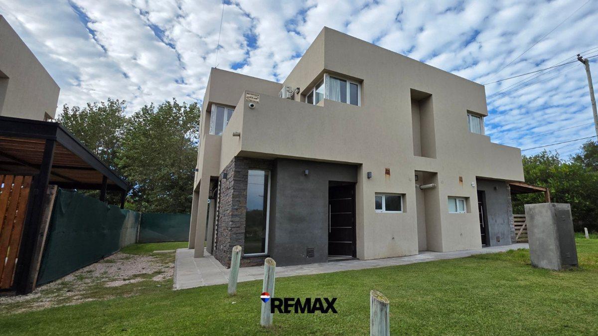 Foto de Dúplex 2 dorm. a 50 m del mar Las Dunas Monte Hso, imagen 5
