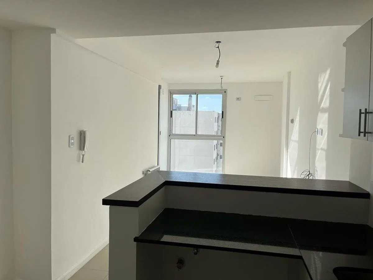 EXCELENTE DEPARTAMENTO UN DORMITORIO CON BALCON 5