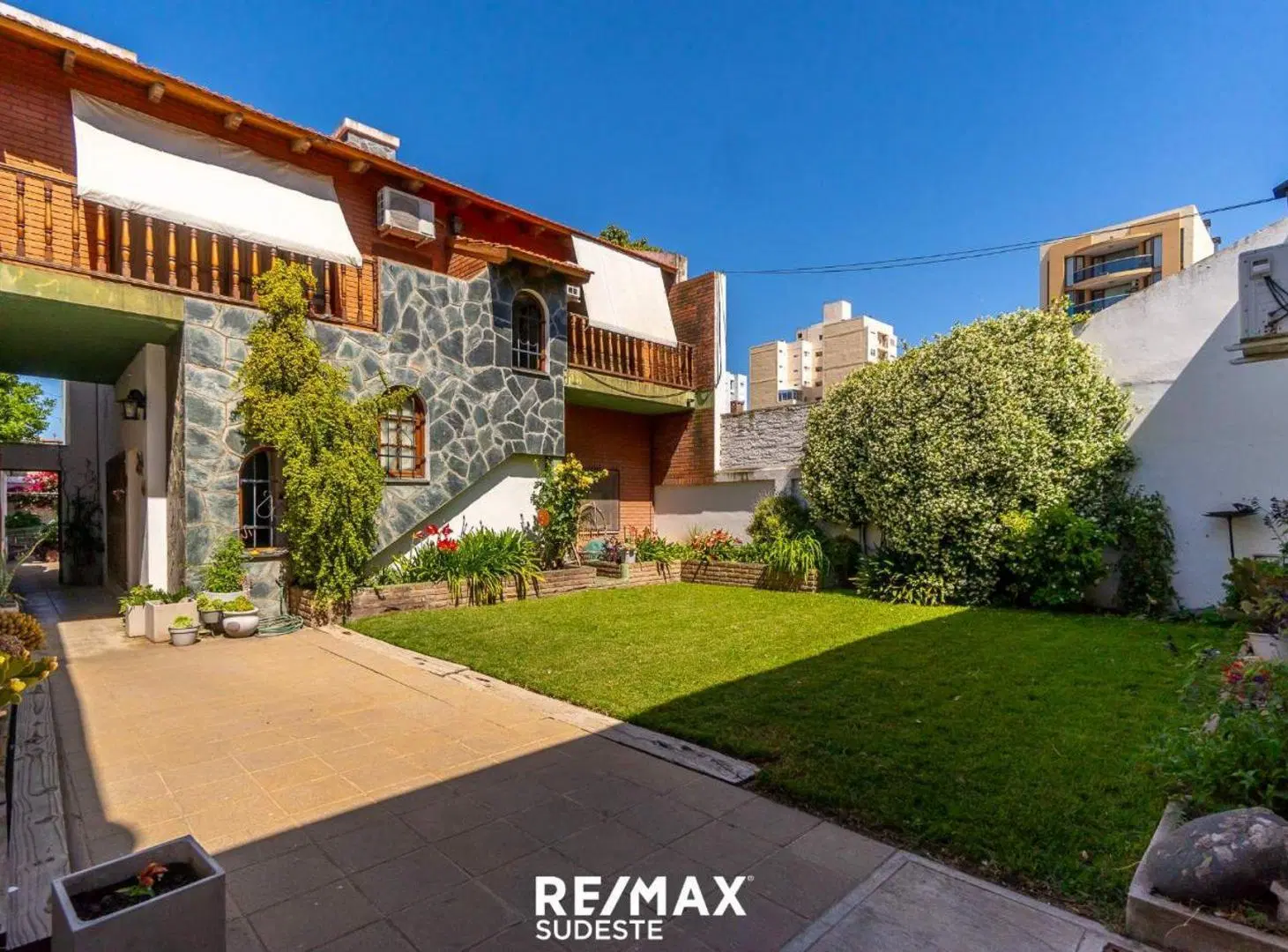 Excelente Casa en venta Centro 4