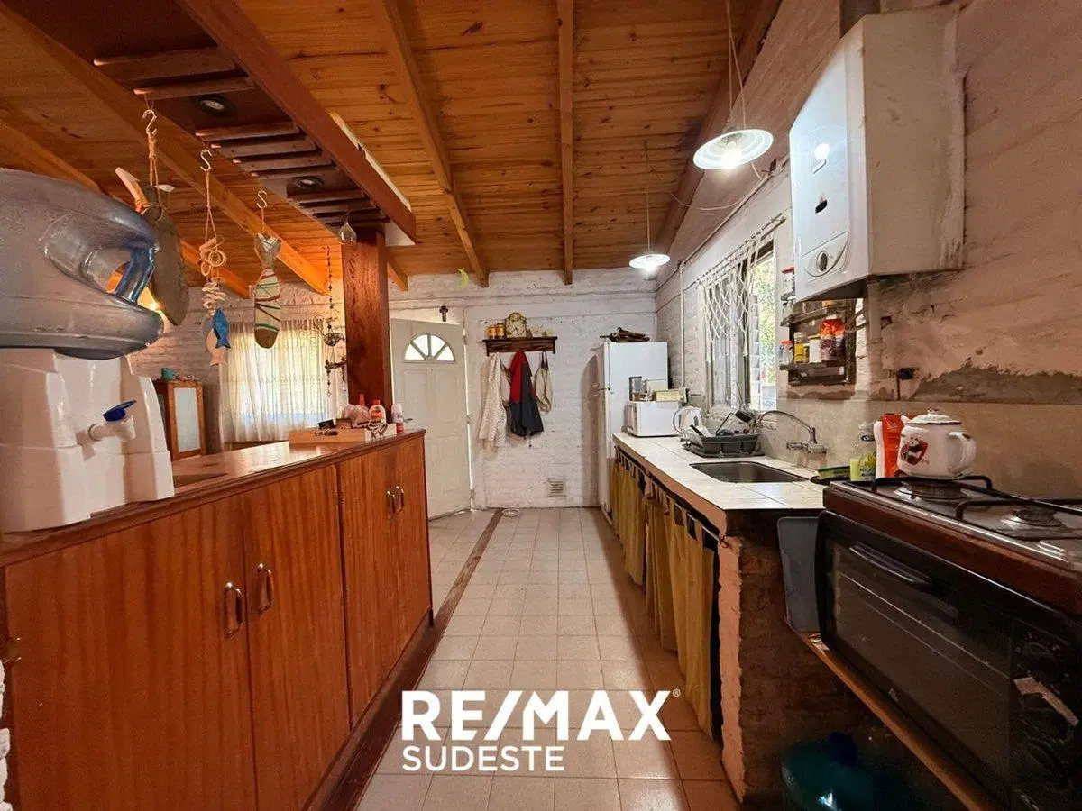 VENTA Casa mas 2Dtos Barrio LAS DUNAS M.Hzo 3